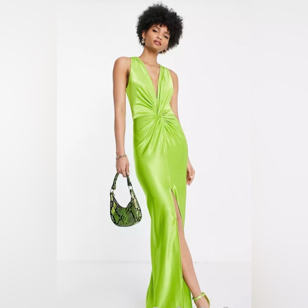 Elegant Green Sleeveless Dress